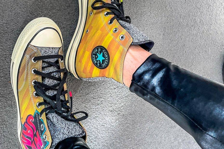 wet look leggings, shiny leather leggings, converse nba jame hi top sneakers, dannylegging